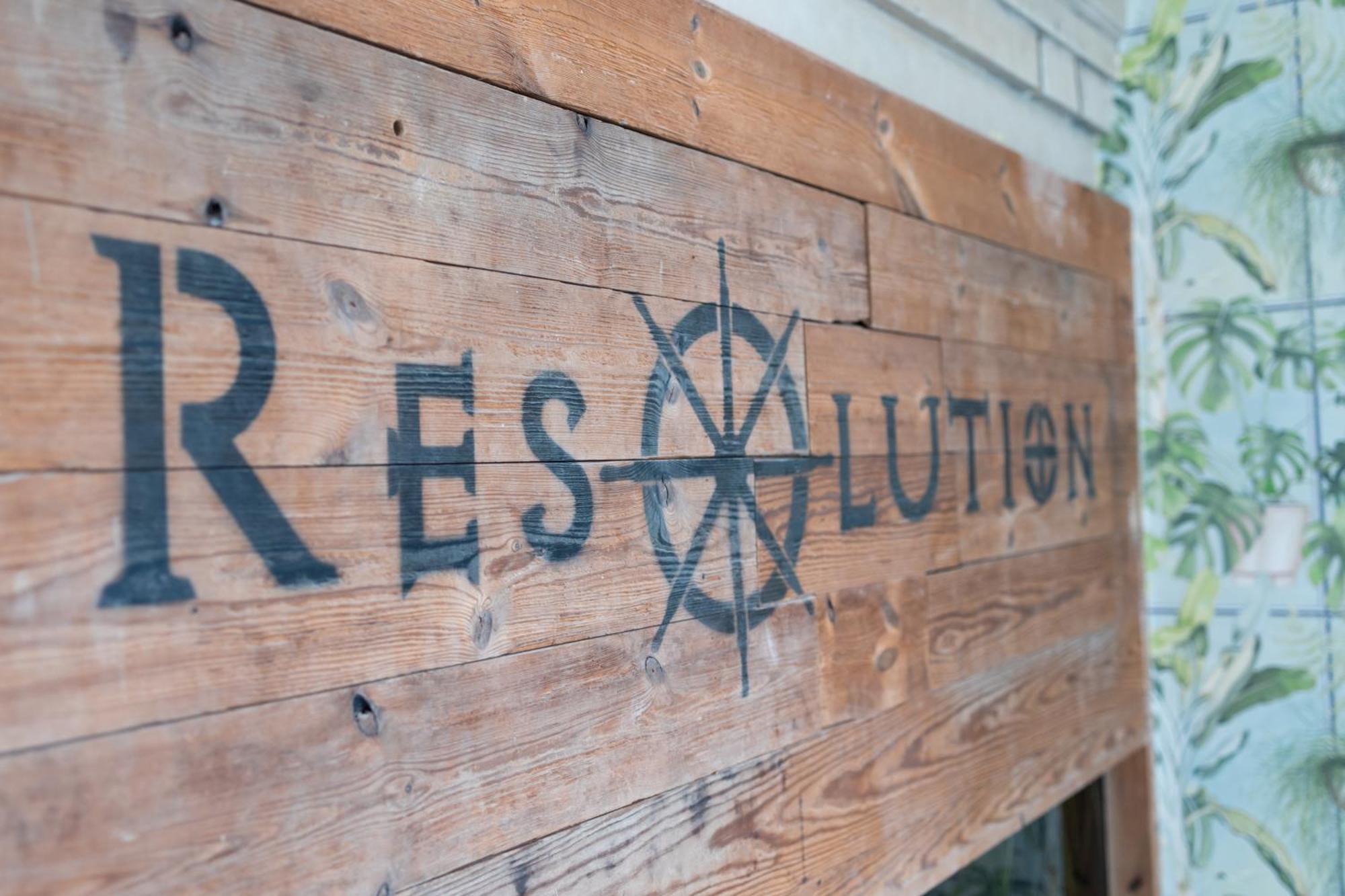 The Resolution Hotel Whitby Exterior photo
